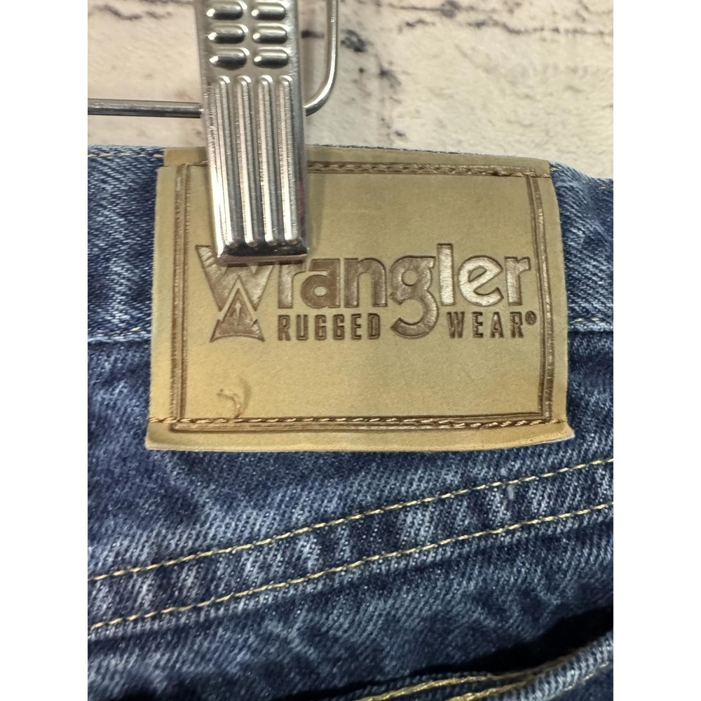 Wrangler Rugged Wear Men's Casual Denim Pants‎ Size 42x30 - Picture 2 of 7